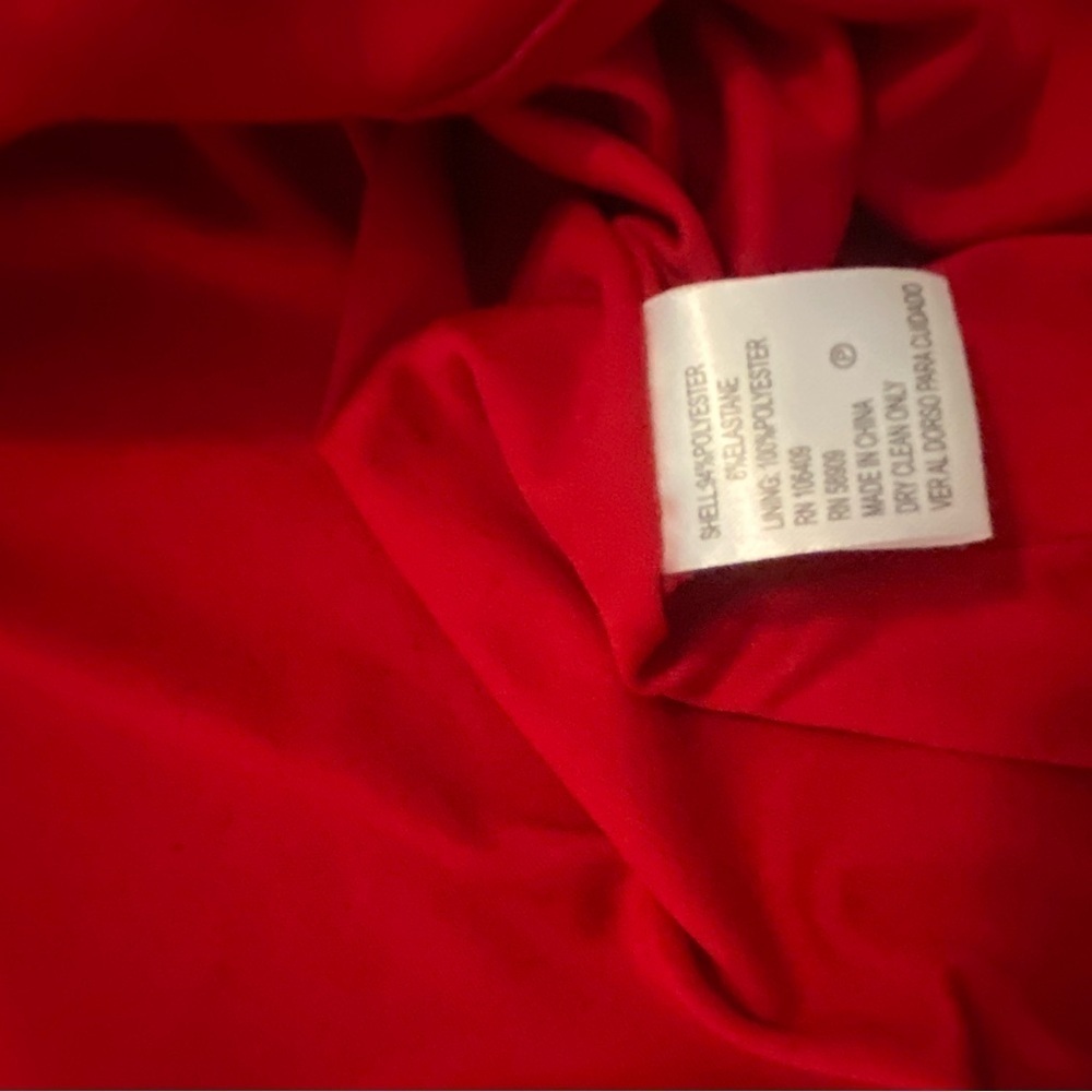 Antonio Melani 12 long bell sleeve red polyester blend stretch sheath dress. - Picture 5 of 8